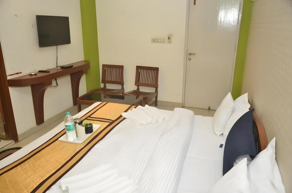 Room image 2