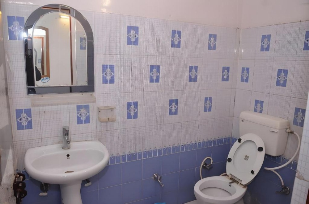 Room image 5